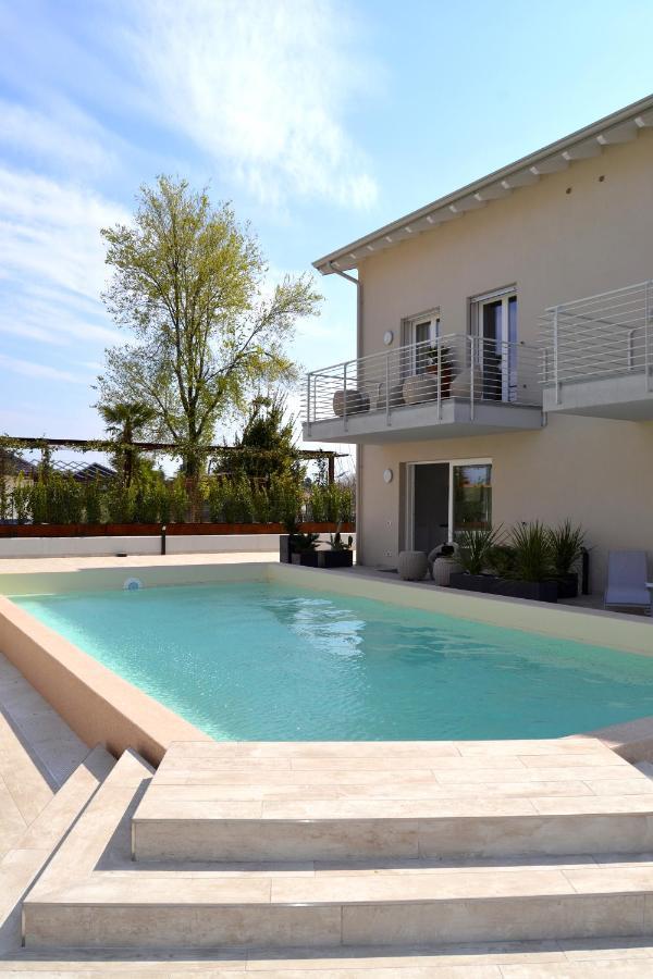 Zen Ar Holiday-Home เปสเคียรา เดล การ์ดา ภายนอก รูปภาพ